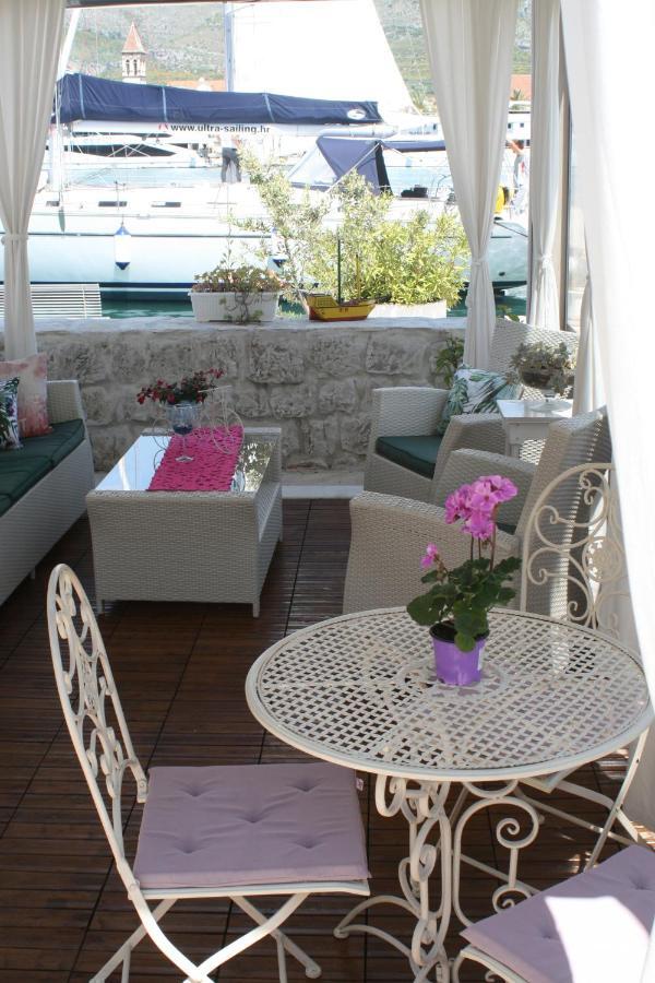 Studio Tironi 2 -Sonja Appartement Trogir Buitenkant foto